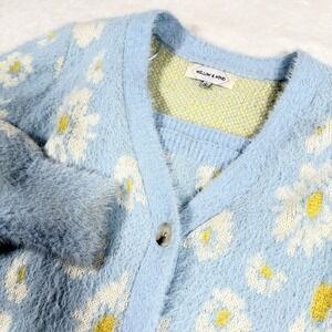 Willow & Wind Floral Cardigan Set Large Blue Fuzzy Daisy Whimsy Feminine